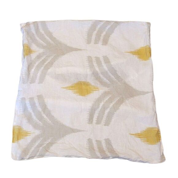 West Elm 26" x 26" White 100% Linen Ikat Pillow Case - Picture 1 of 6